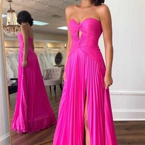Elegant Pink Strapless Evening Gown